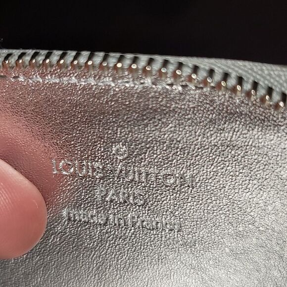Louis Vuitton Snowflake Porte-Monnaie Flocon Vernis Argent Pouch Rare Authentic - Picture 2 of 10